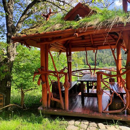 Дерев'Яний Котедж "Казка" Iaremcea Exterior foto