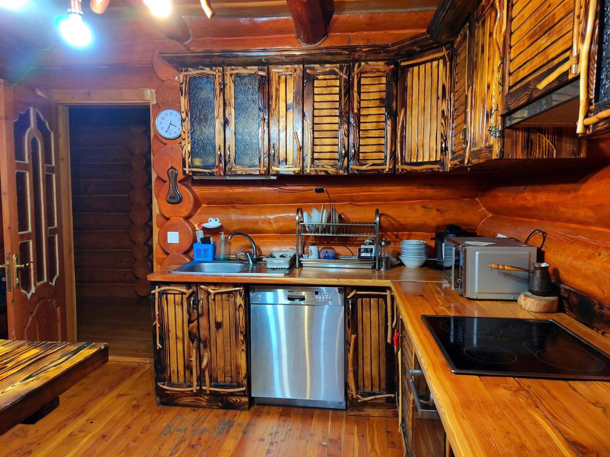 Дерев'Яний Котедж "Казка" Iaremcea Exterior foto